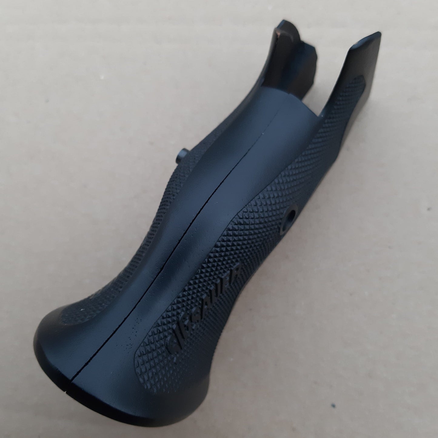 Sig Sauer Sig Sauer P210 Mastershop Griffschalen , Nussbaum schwarz