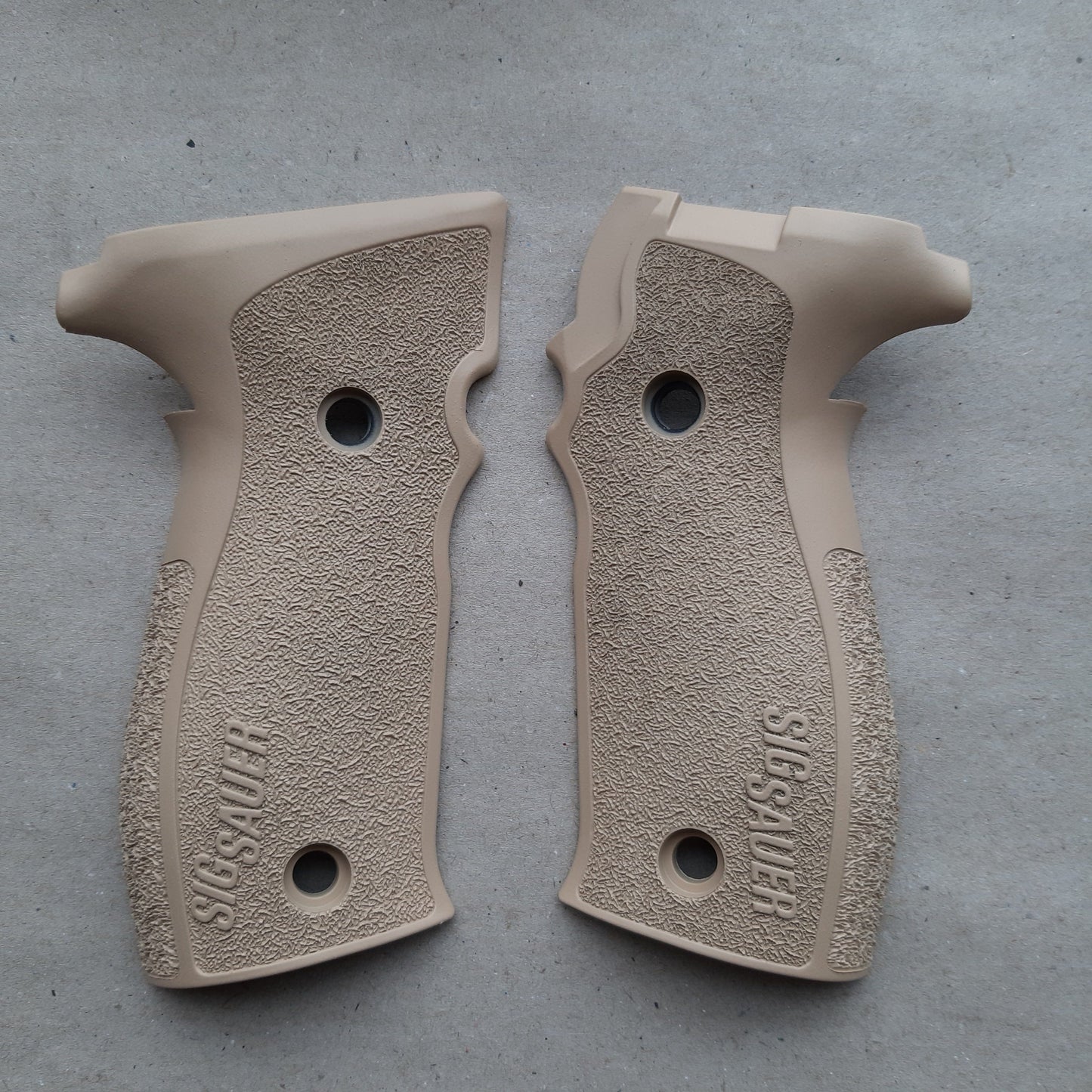Sig Sauer Sig Sauer P226 Tacops DA/SA Griffschalen FDE