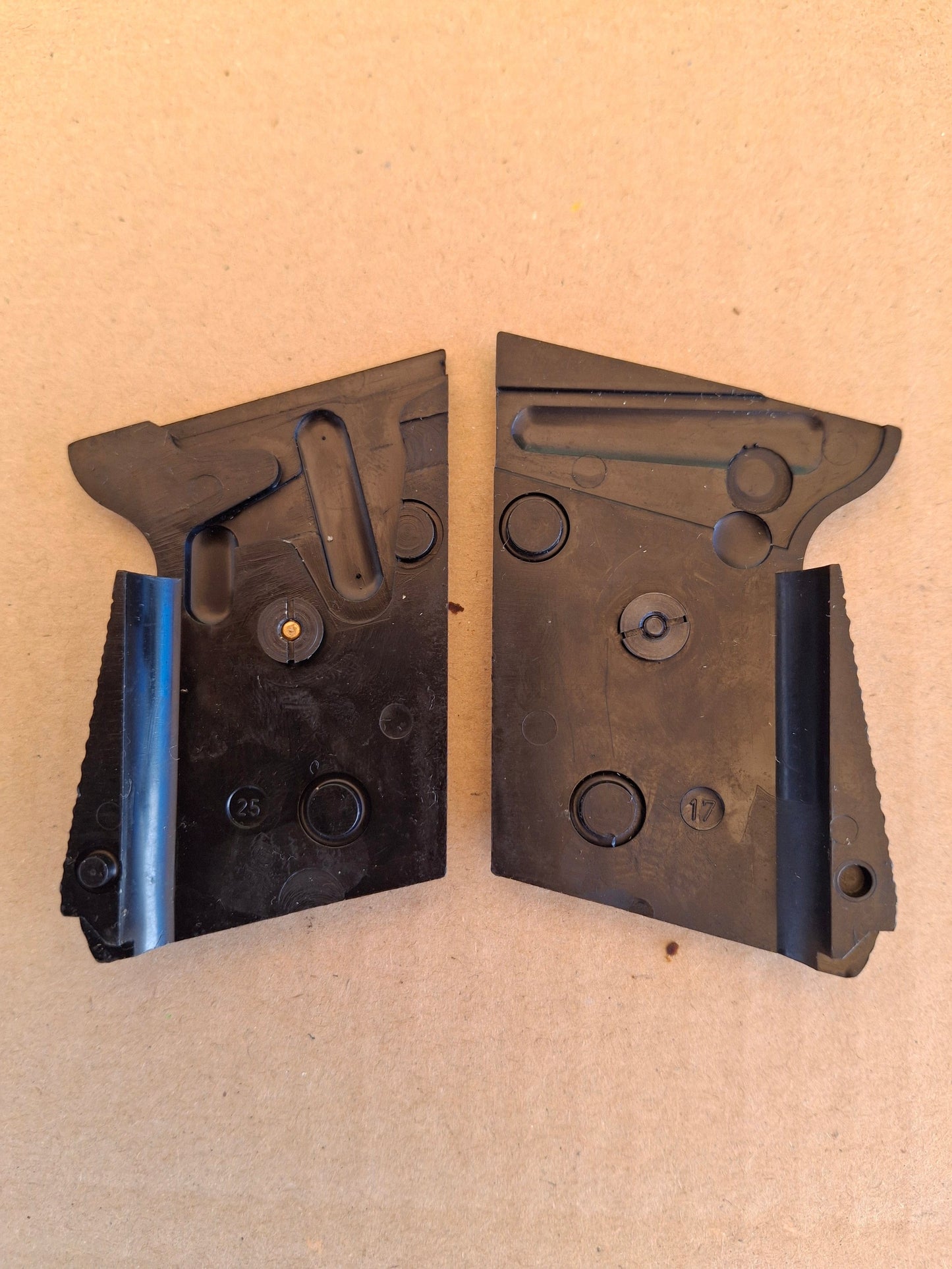 Waffenteile Griffschalen Walther TP