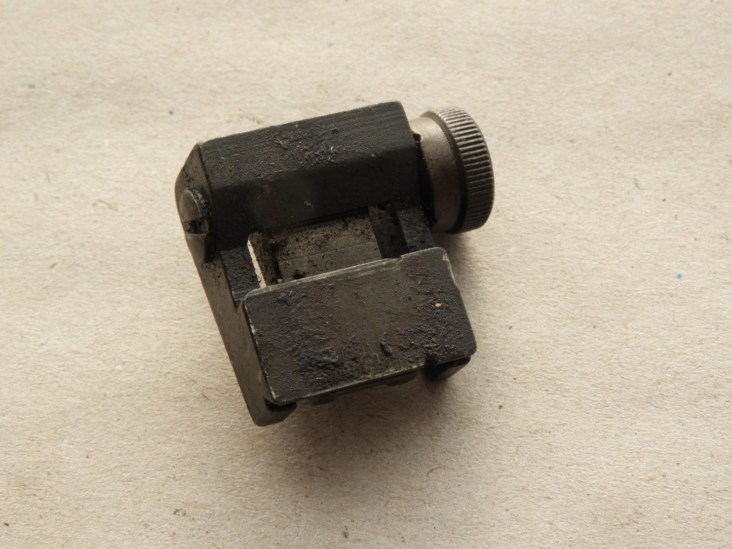 Waffenteile M1 Carbine Visier , frühe Ausführung