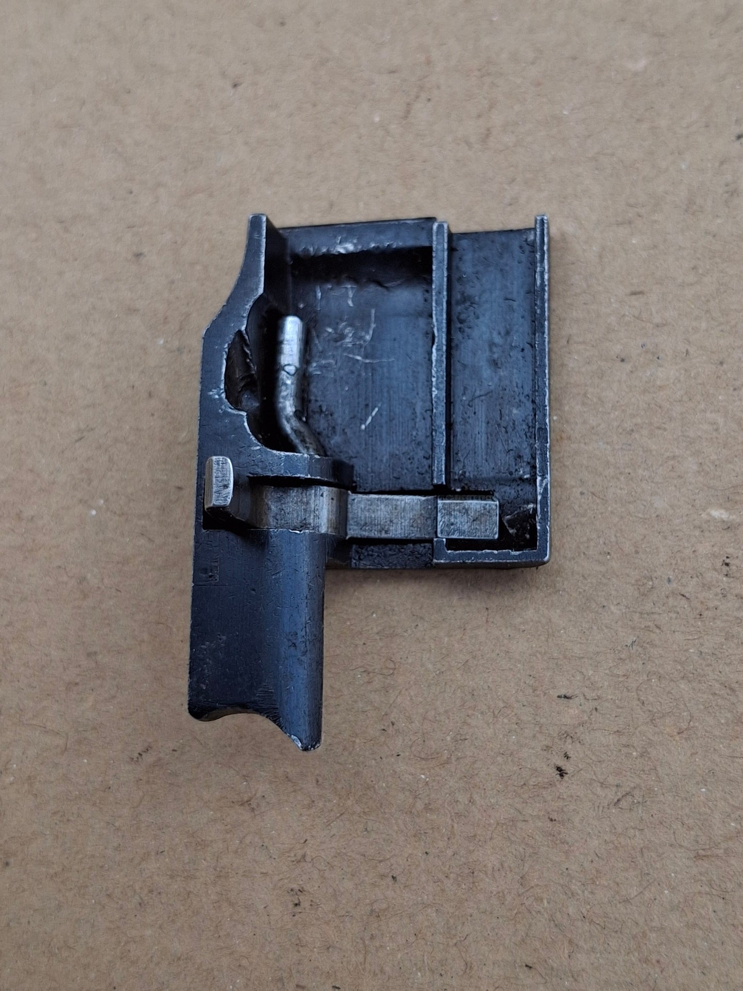 Waffenteile P08 Deckplatte , komplett #88