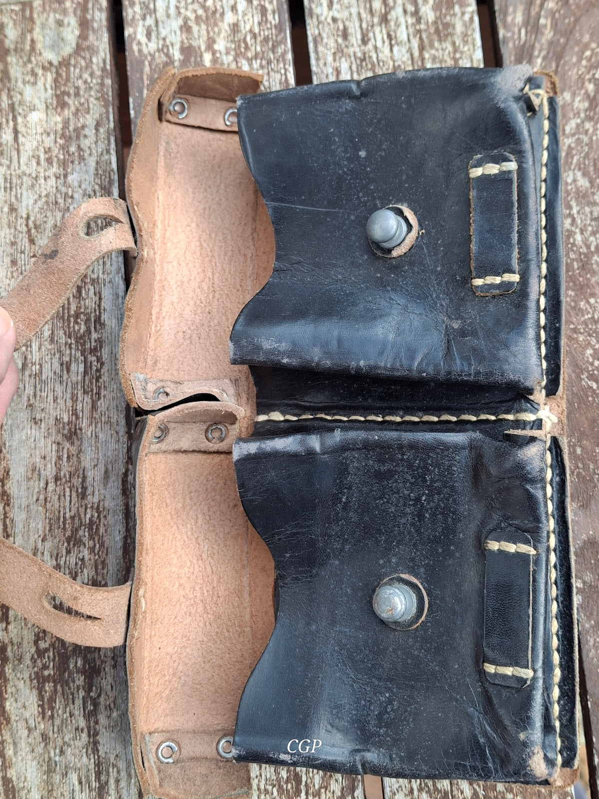 CGP K43 / G43 Magazintasche schwarzes Leder "bla 1944" - original WK2