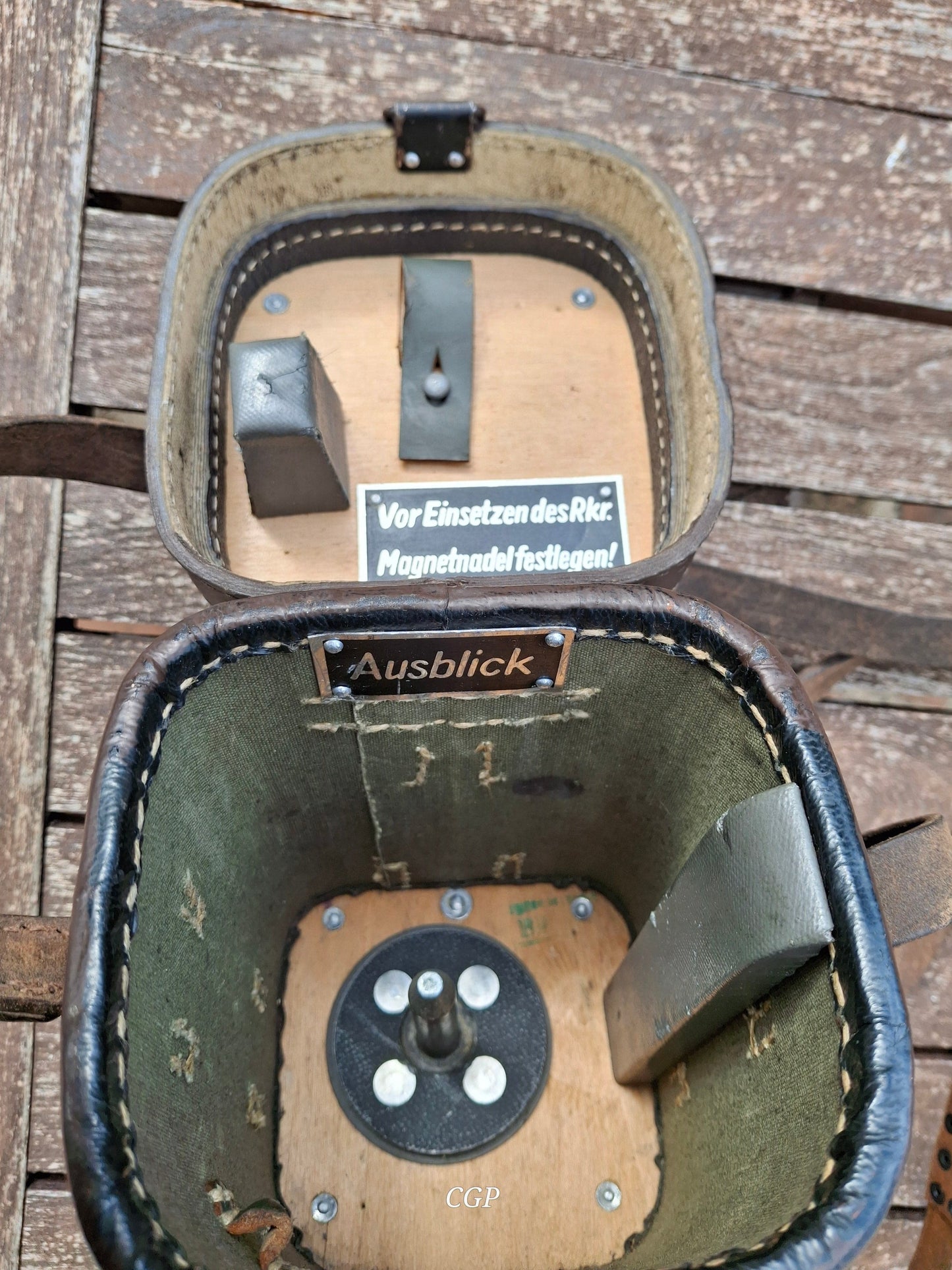 CGP Richtkreis 31 RK31 Leder Transportbehälter - Original WK2