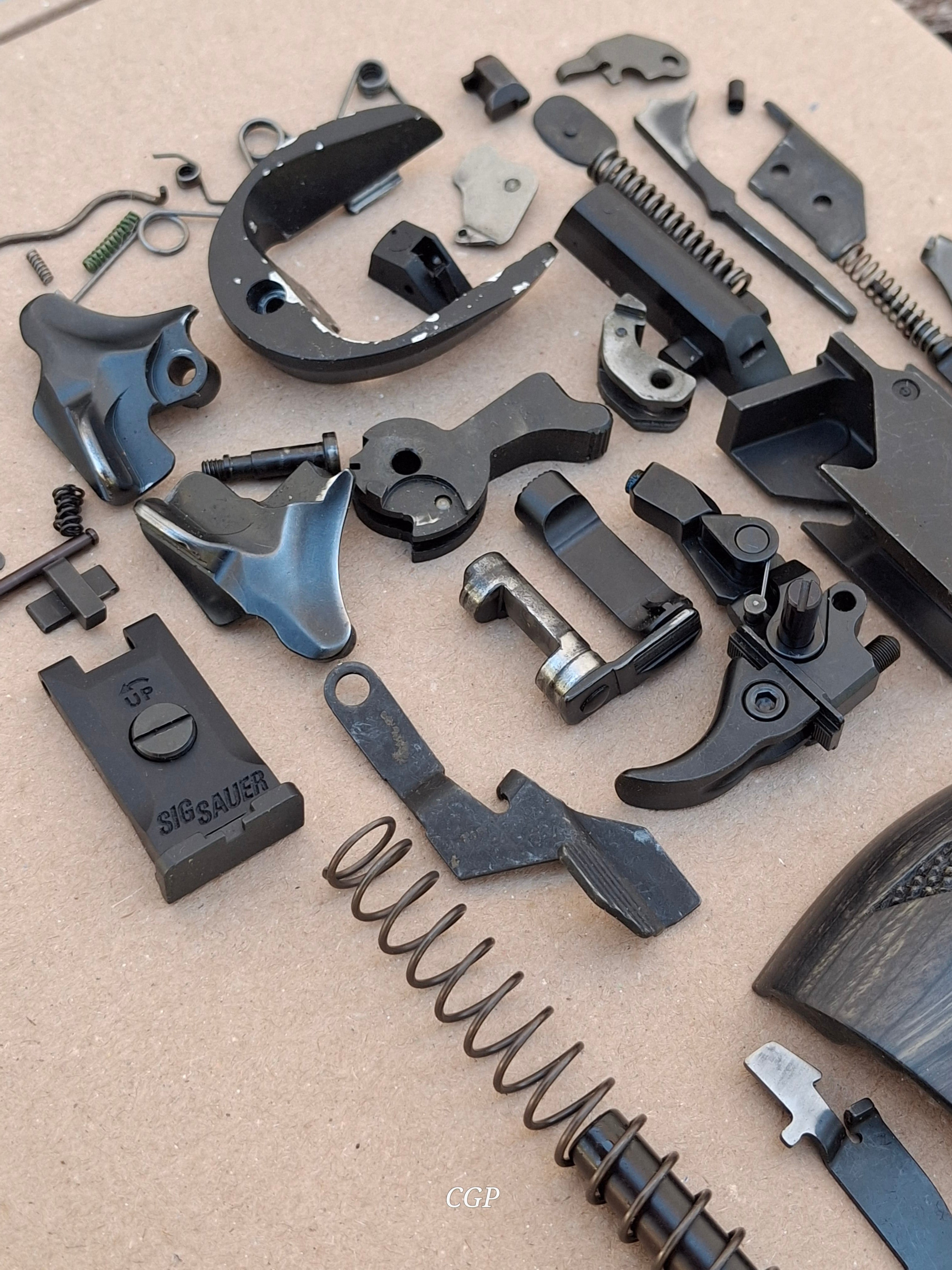 Spare parts kit for Sig Sauer P226 SAO X-series, blued – CGP