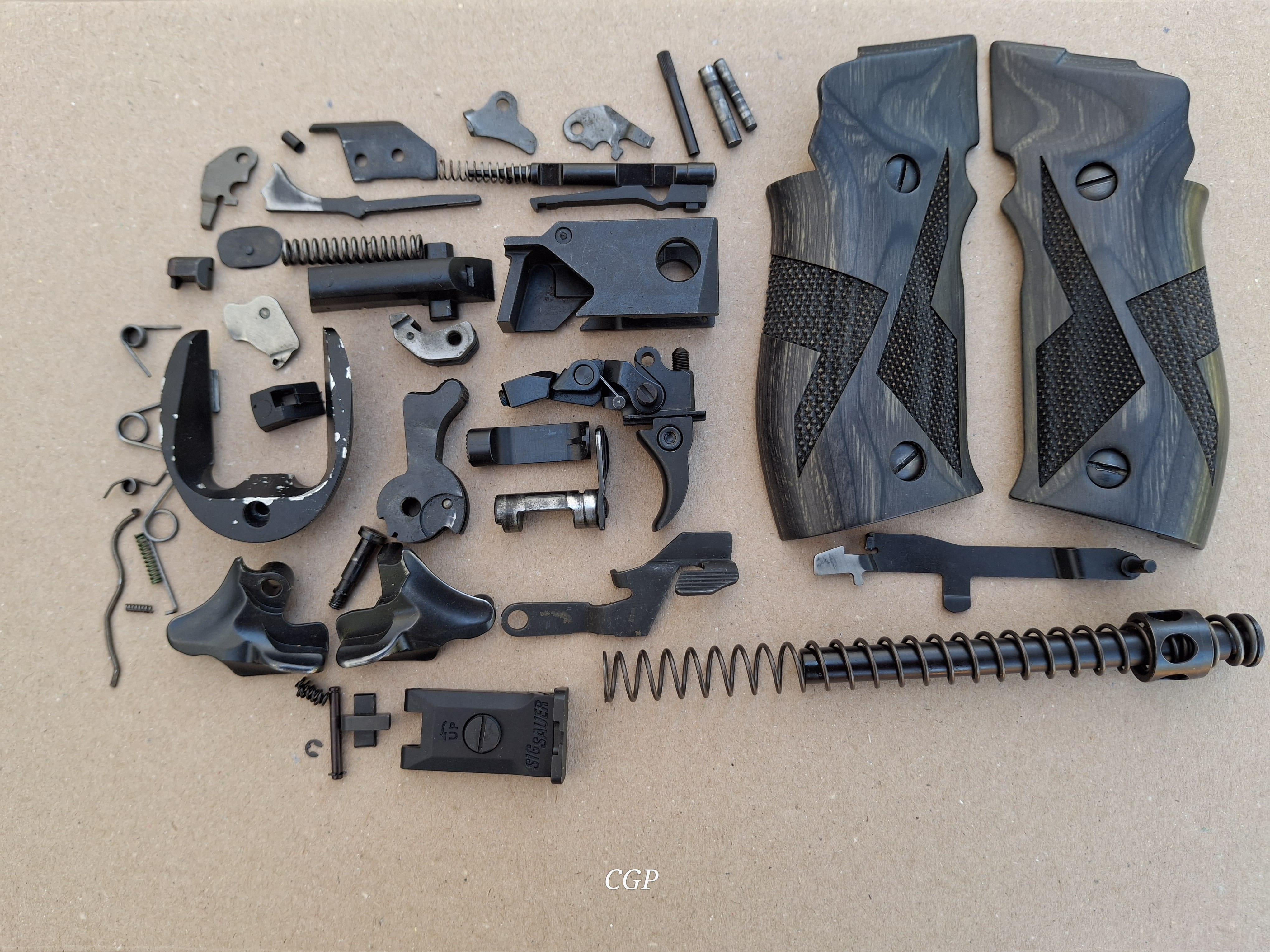 Spare parts kit for Sig Sauer P226 SAO X-series, blued – CGP