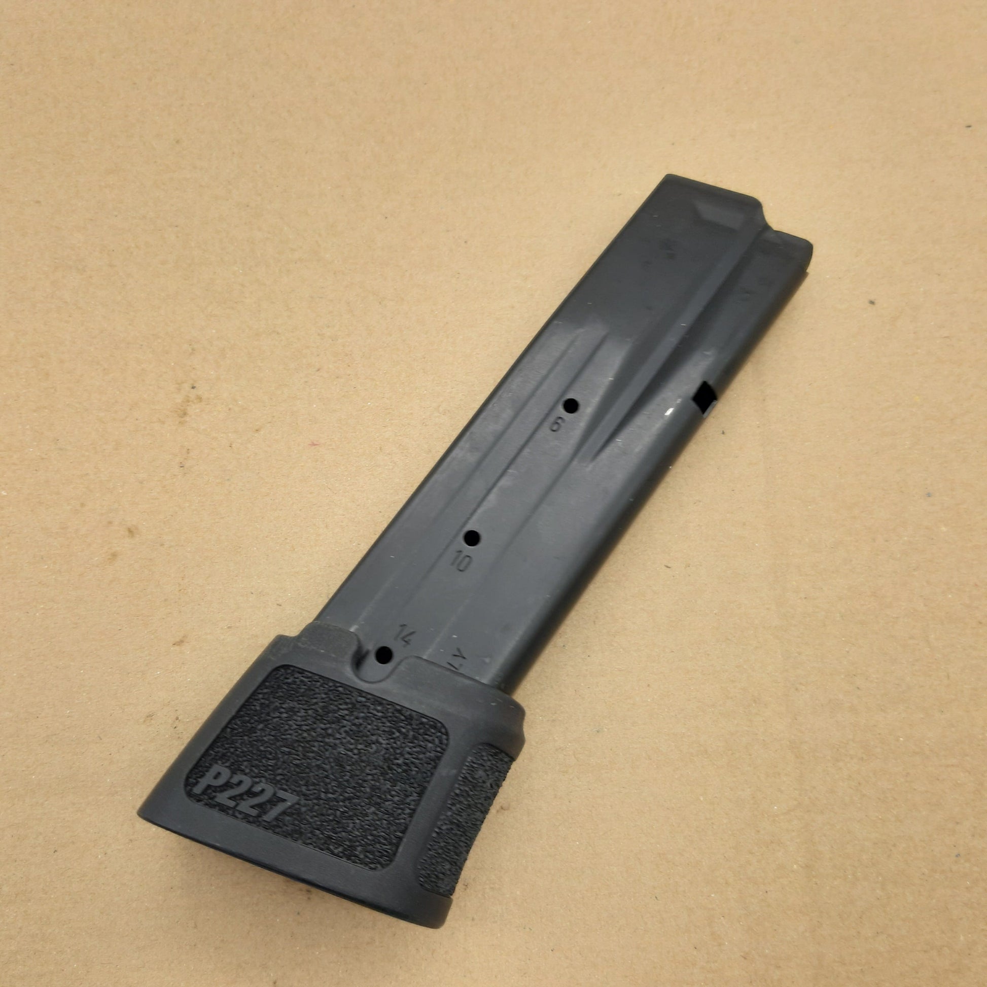 Sig Sauer Sig Sauer P227 Magazin .45 ACP 14 Rds. extended