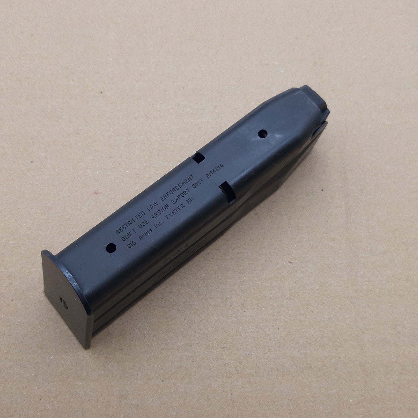 Sig Sauer Sig Sauer SP2022 / Sig Pro Magazin 9x19 15 Rds. - flacher Boden