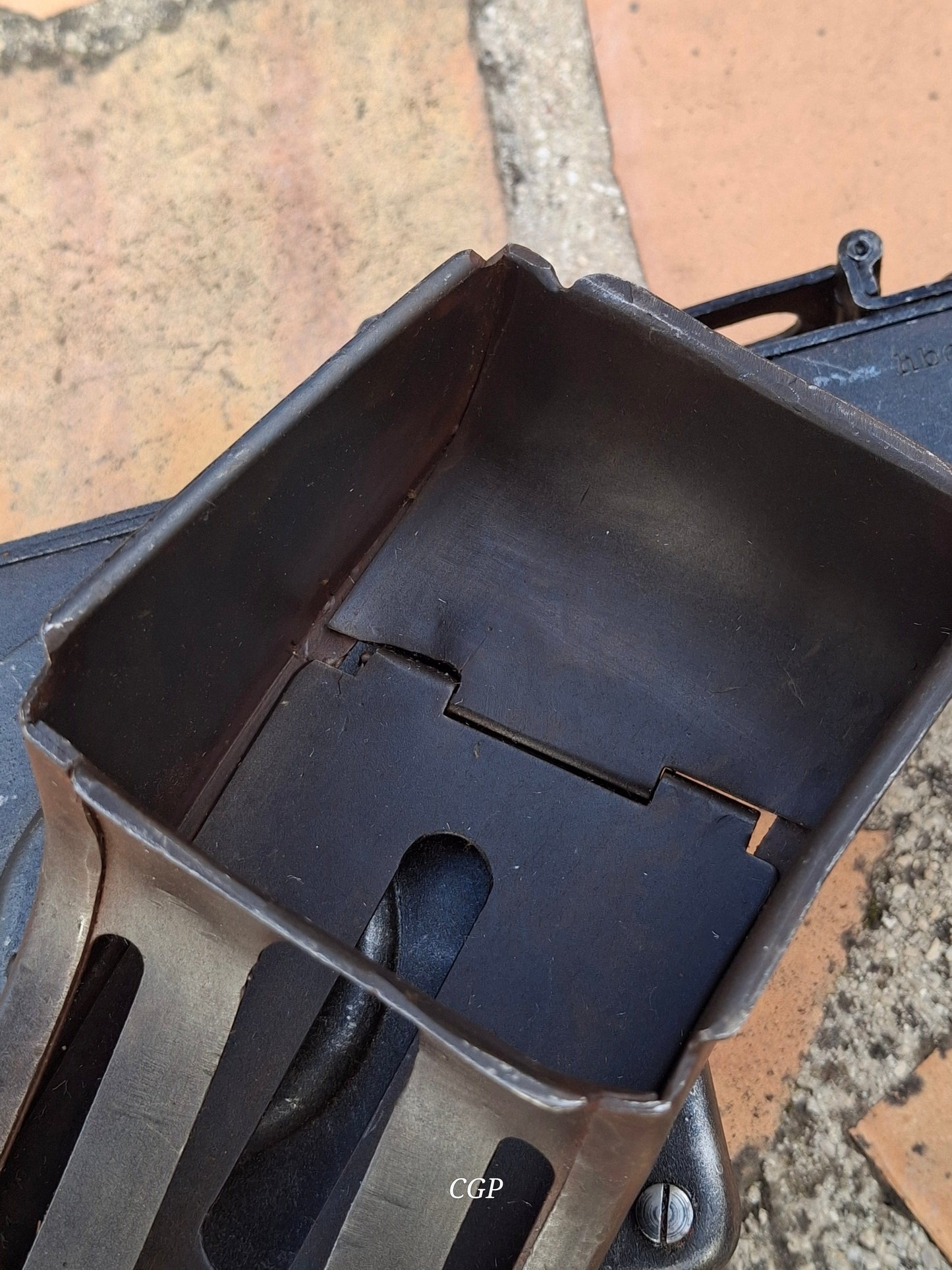 Waffenteile MG34 / MG42 Gurtfüller 34 in Kiste / Gurtlader - Original WK2