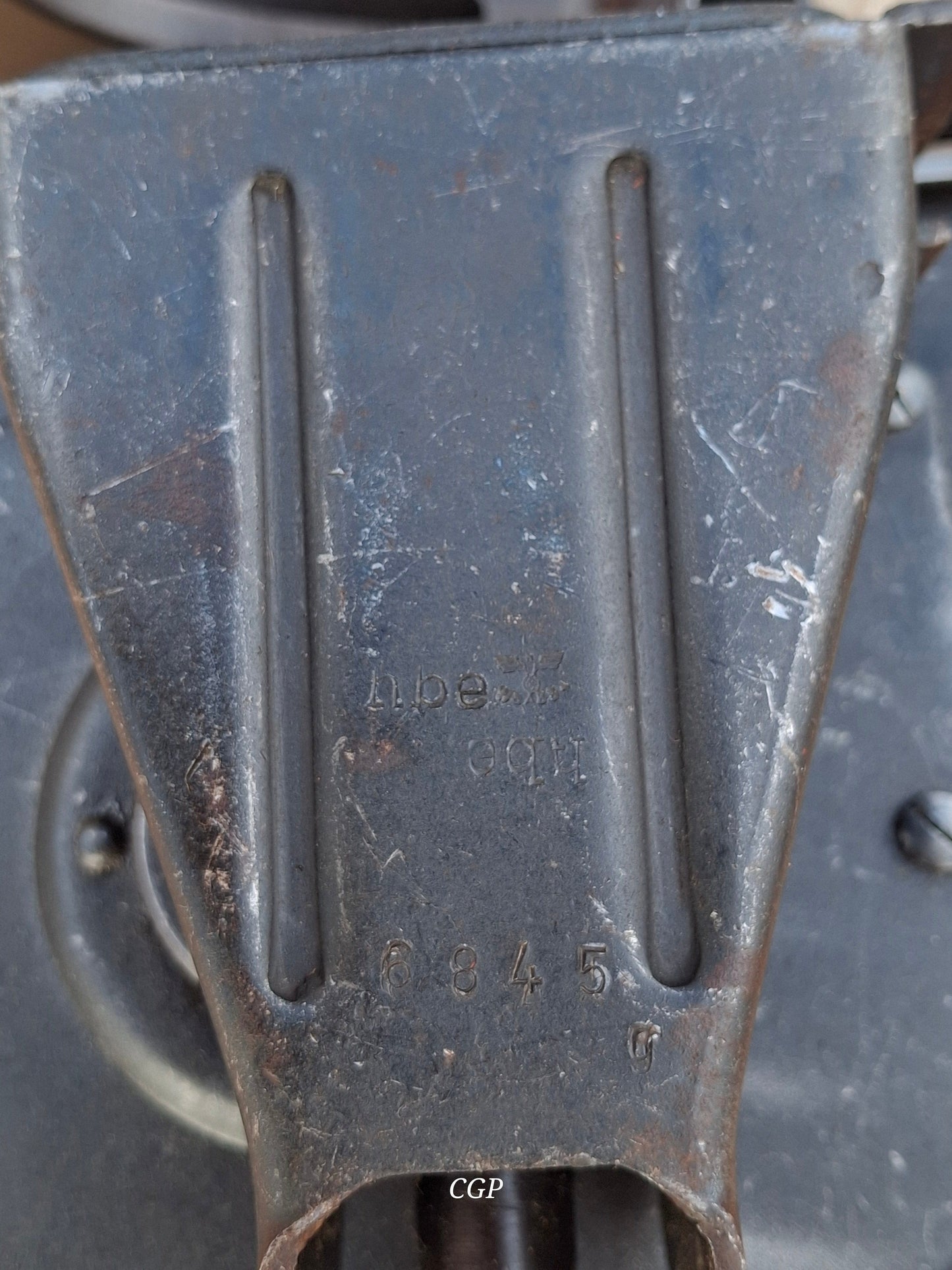 Waffenteile MG34 / MG42 Gurtfüller 34 in Kiste / Gurtlader - Original WK2