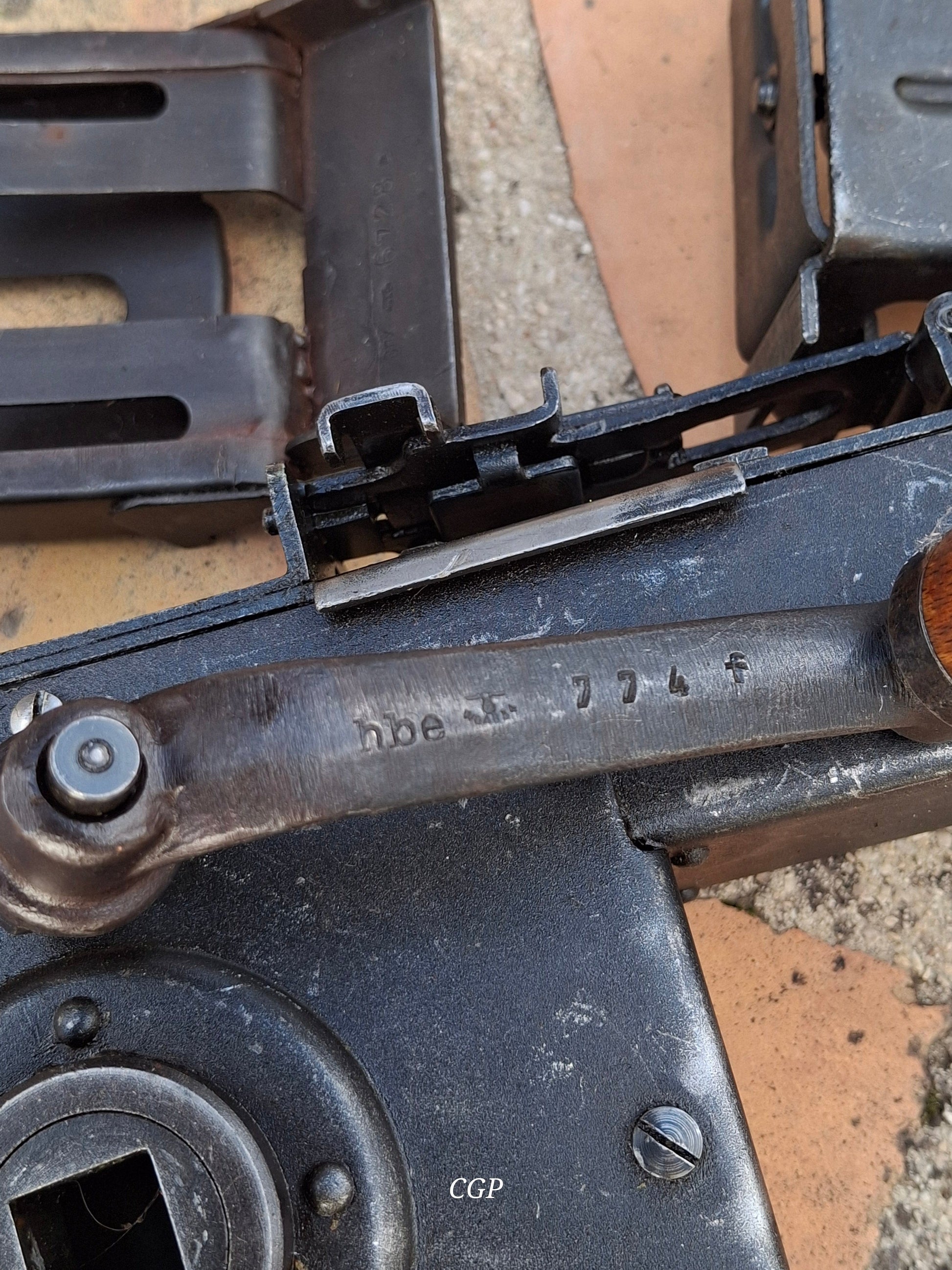 Waffenteile MG34 / MG42 Gurtfüller 34 in Kiste / Gurtlader - Original WK2