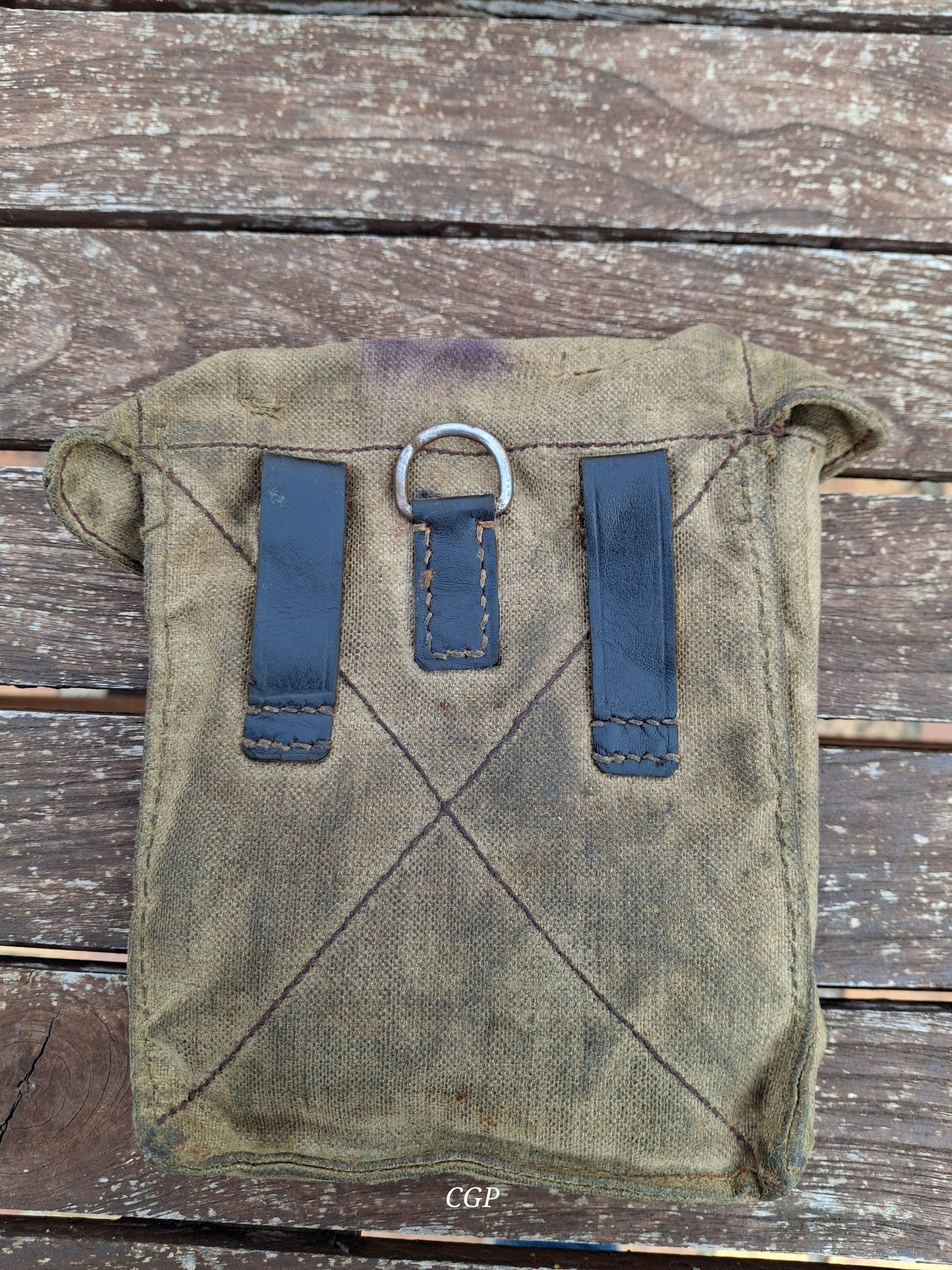 Waffenteile MG34 / MG42 Werkzeugtasche / Tasche für Reserveverschluss - WK2