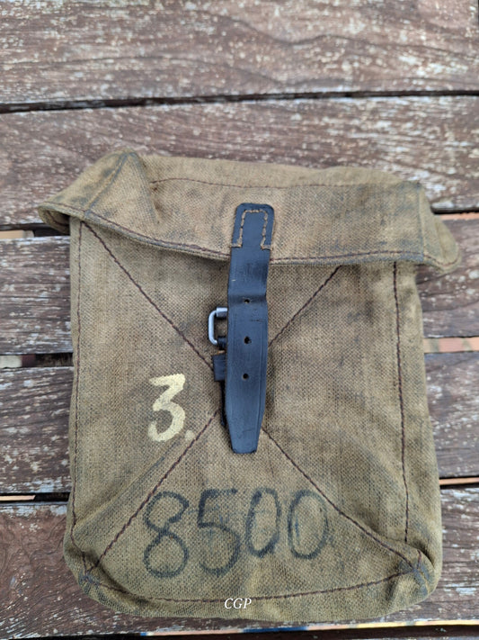 Waffenteile MG34 / MG42 Werkzeugtasche / Tasche für Reserveverschluss - WK2