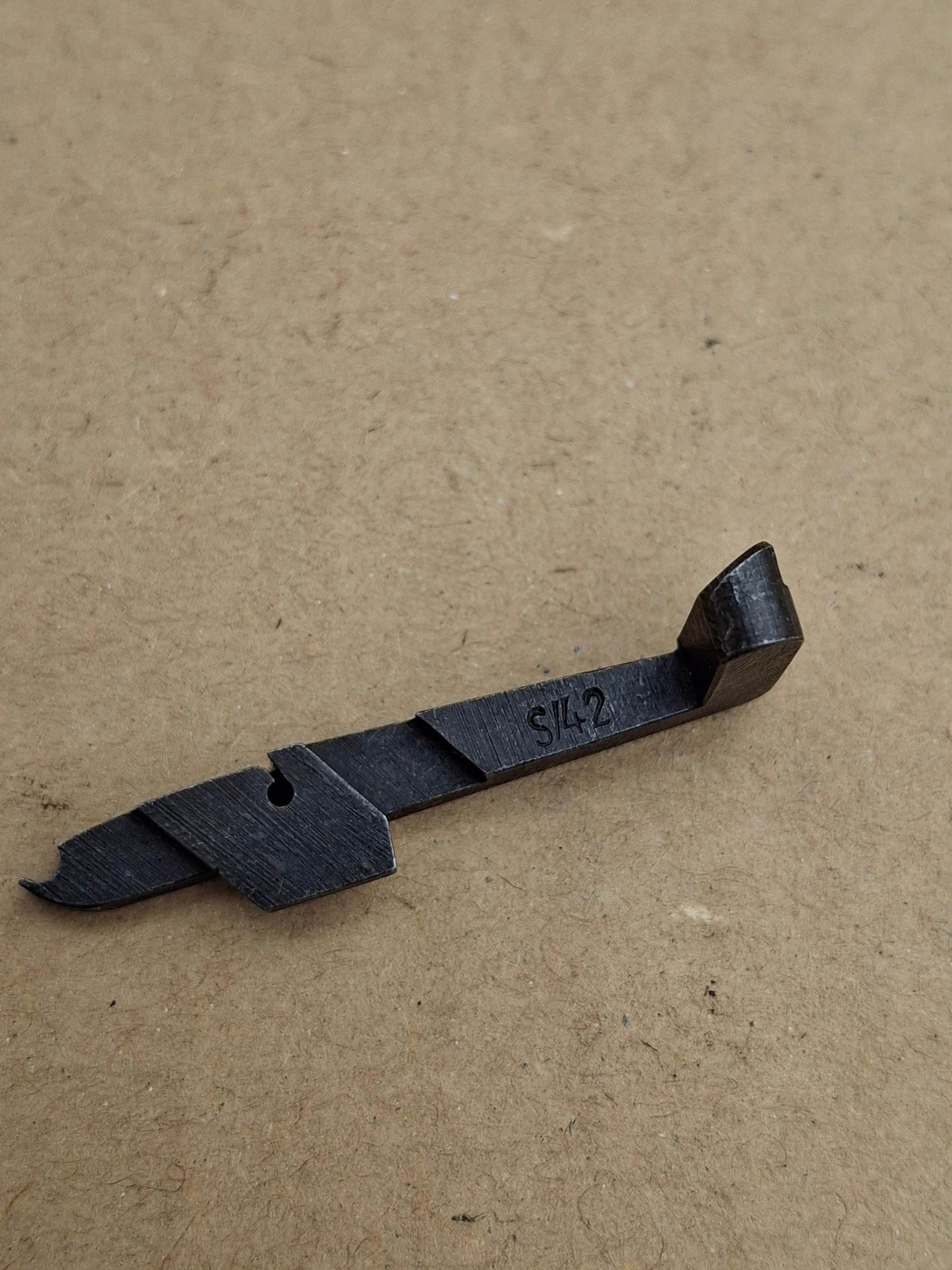 Waffenteile P08 Verschlussfanggelenk Mauser "S/42"