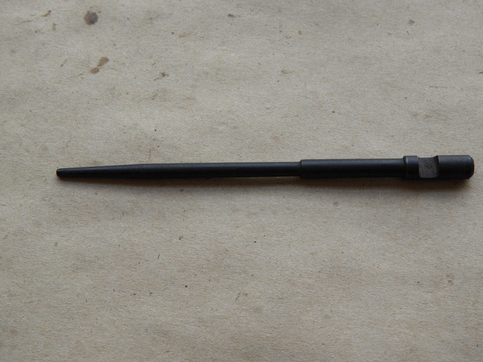 Waffenteile SVT 40 Schlagbolzen