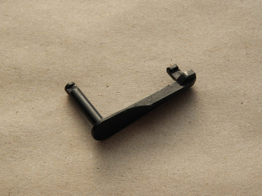 Waffenteile Tokarev TT33 Schlittenfanghebel