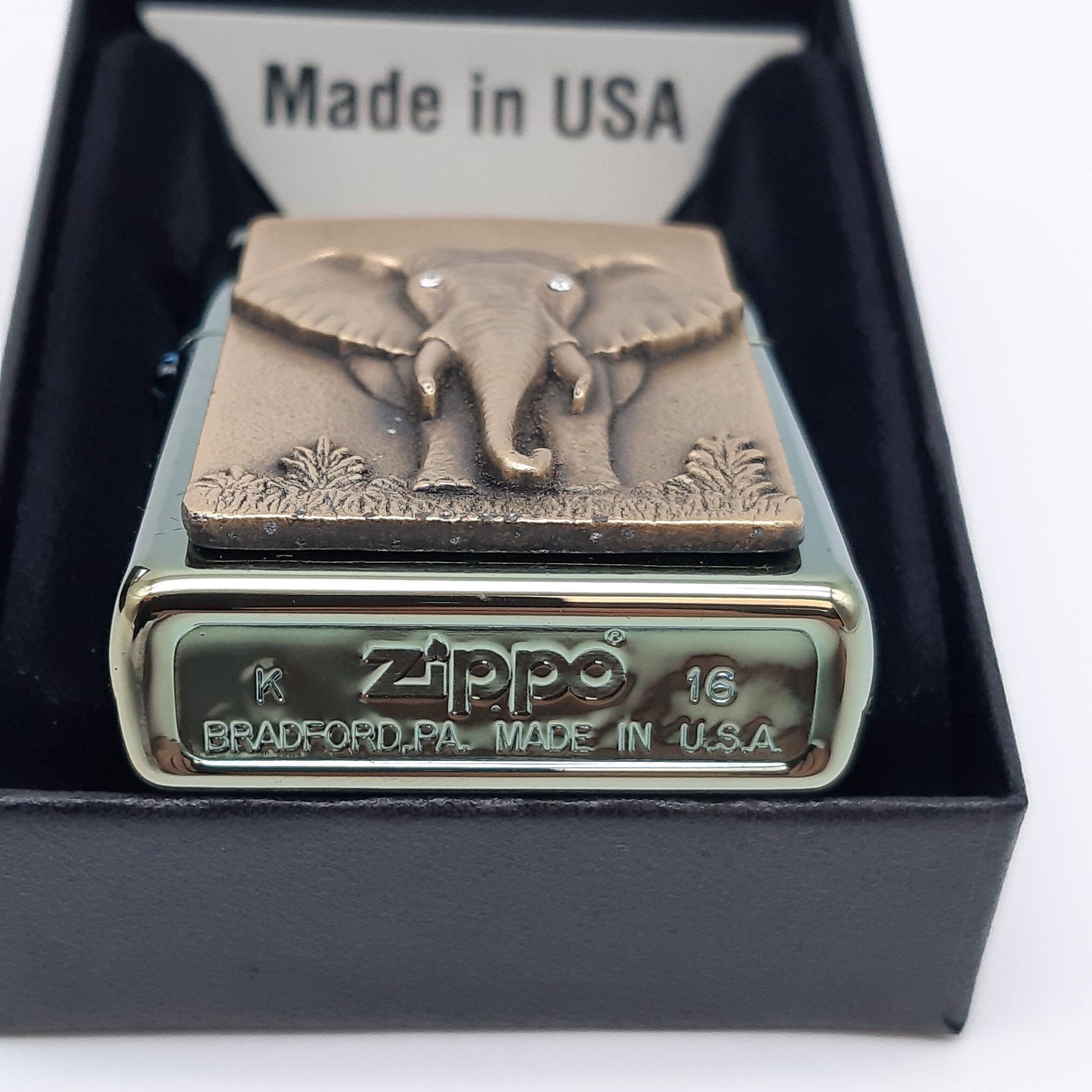 Zippo Zippo Benzinfeuerzeug Elephant on Stage - Limited Edition XXX/500
